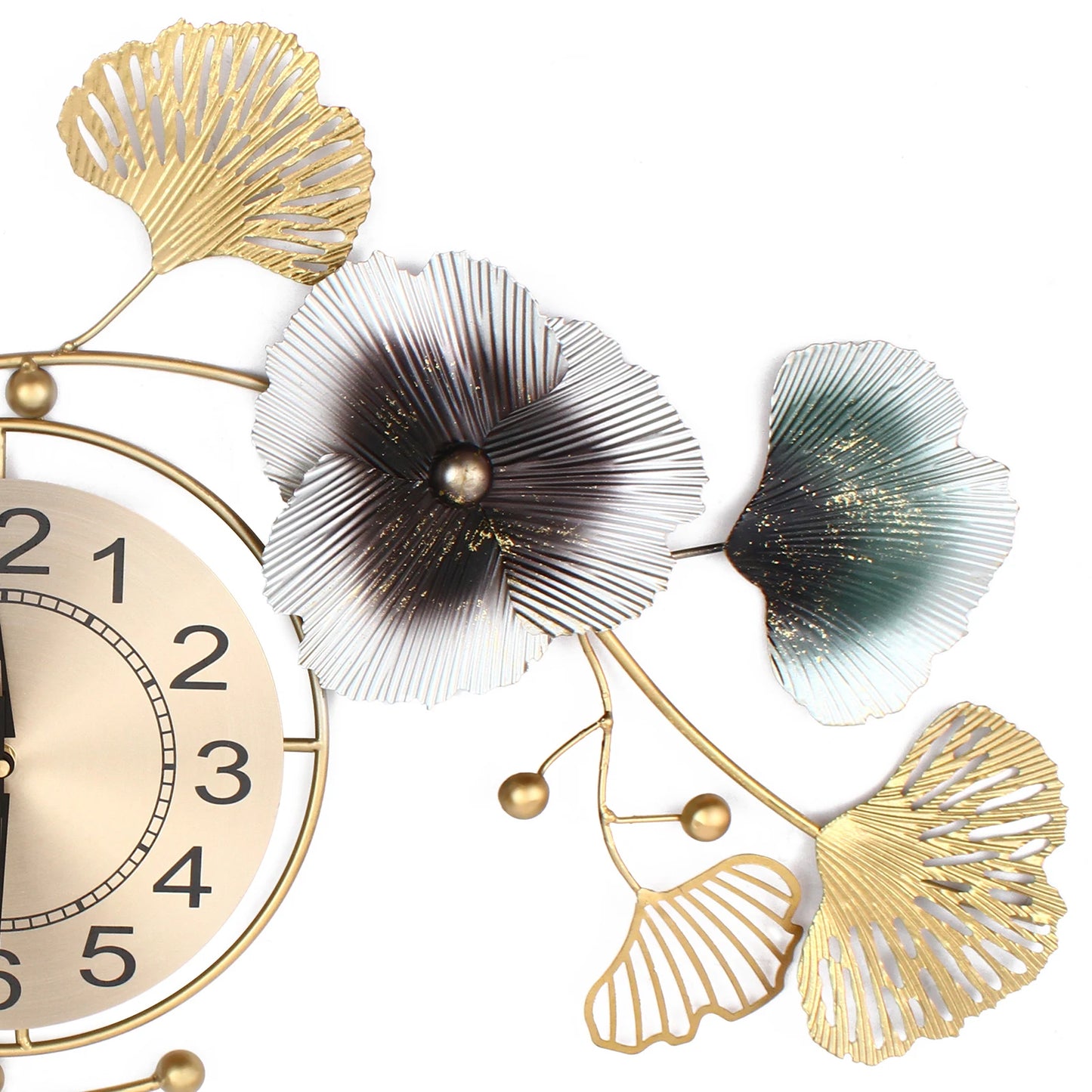 Modern Large Metal Gold-Green Ginkgo Leaf Wall Clock, Quartz Movement